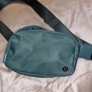 Tide water teal Lulu lemon every where belt bag